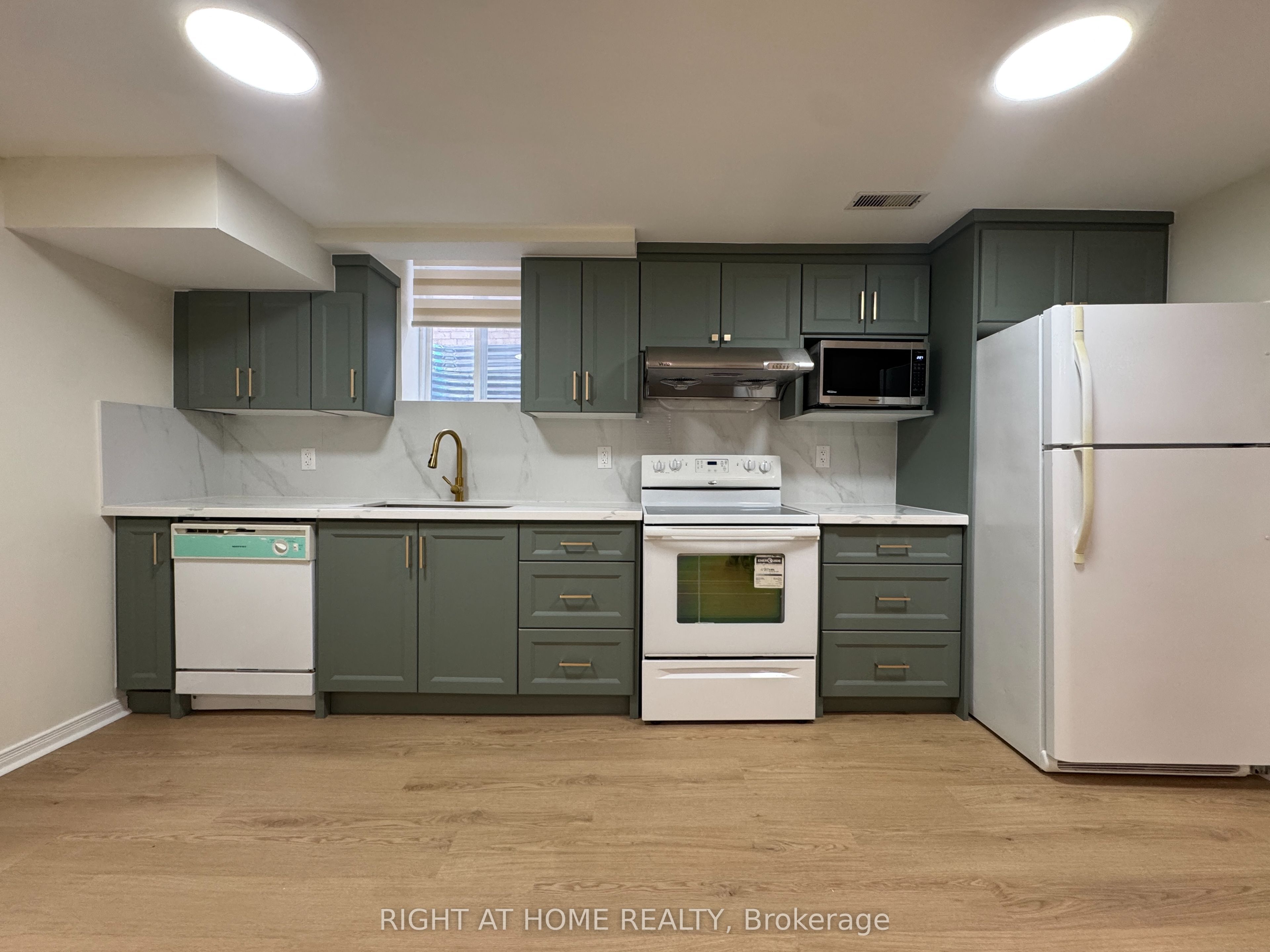 2889 Galleon Crescent Basement