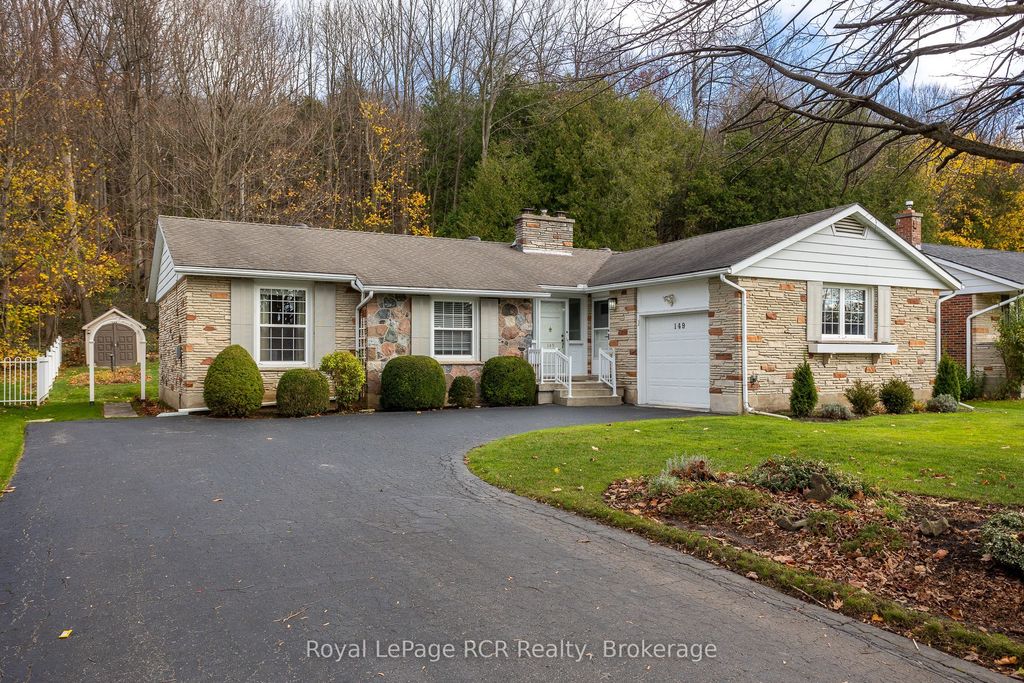 Photo of 149 7th Avenue E, Owen Sound, ON N4K 2W8 (MLS # X12614642)