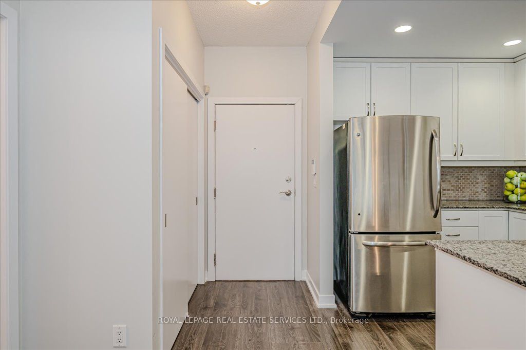 551 Maple Avenue 615