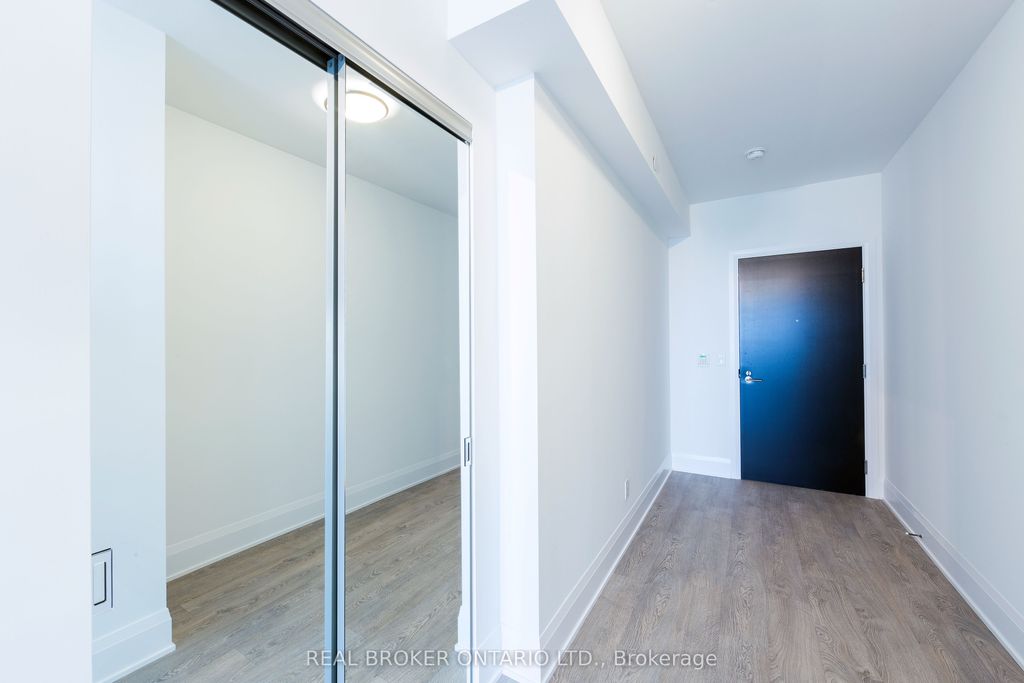 Photo of 101 Erskine Avenue #1904, Toronto, ON M4P 1Y5 (MLS # C12702510)