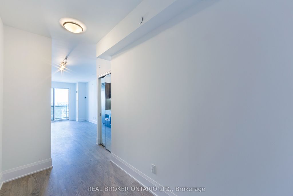 Photo of 101 Erskine Avenue #1904, Toronto, ON M4P 1Y5 (MLS # C12702510)