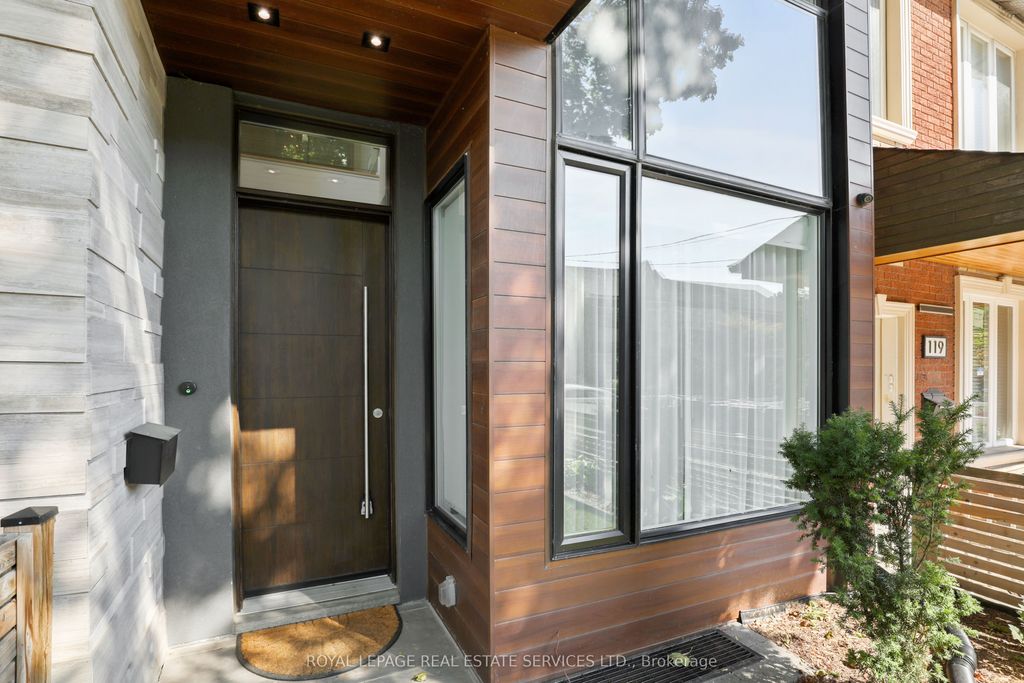 Photo of 121 Markham Street, Toronto, ON M6J 2G4 (MLS # C12373522)