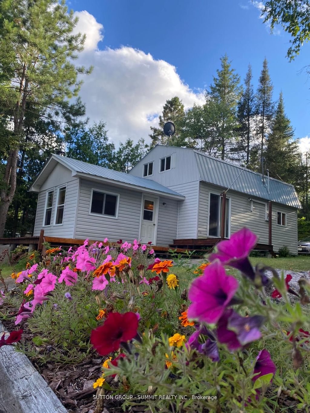 Photo of 98 West Ham Lake Road, Killarney, ON P0M 1A0 (MLS # X13033084)