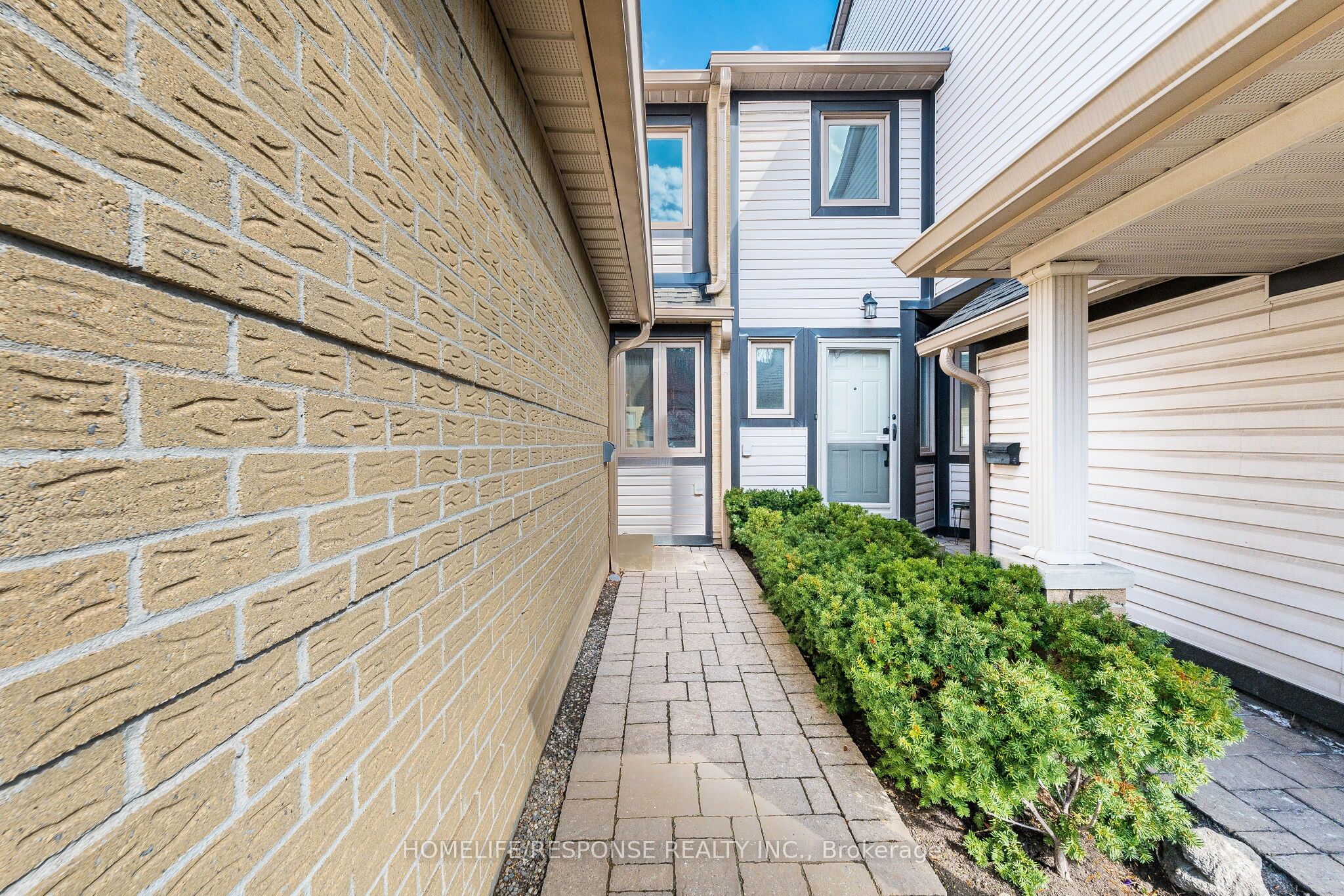 2275 Credit Valley Road 78