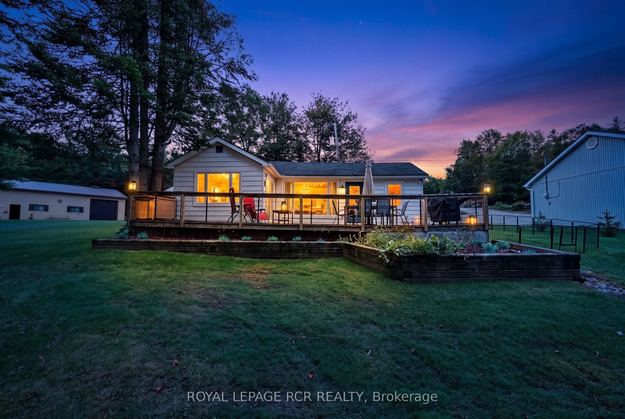 3004 Moynes Road