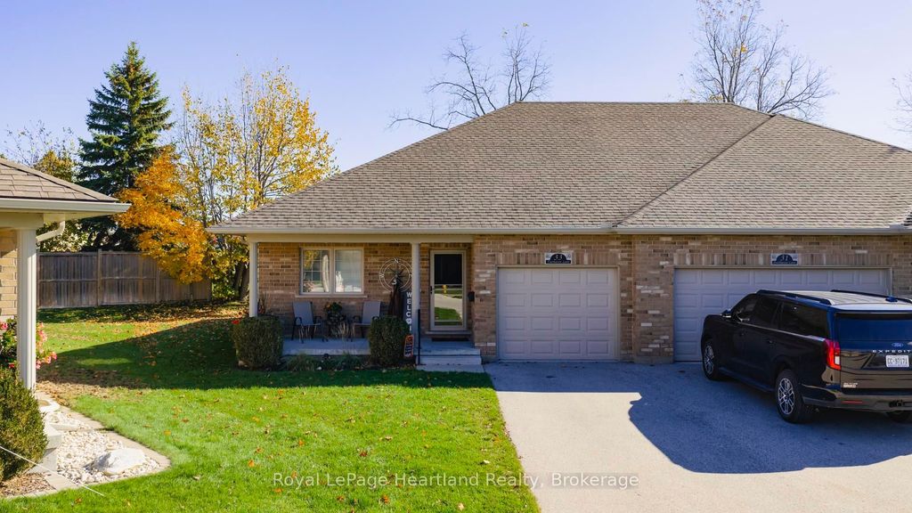 Photo of 33 Fairhaven Lane #13, Goderich, ON N7A 0A5 (MLS # X12493586)