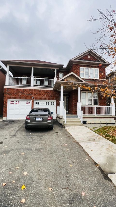 5 Pantomine Boulevard Brampton ON L6Y 5M2