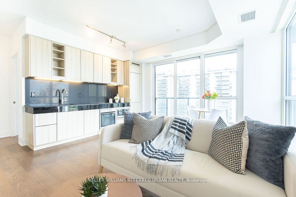 Photo of 101 Erskine Avenue #1802, Toronto, ON M4P 1Y5 (MLS # C12640342)