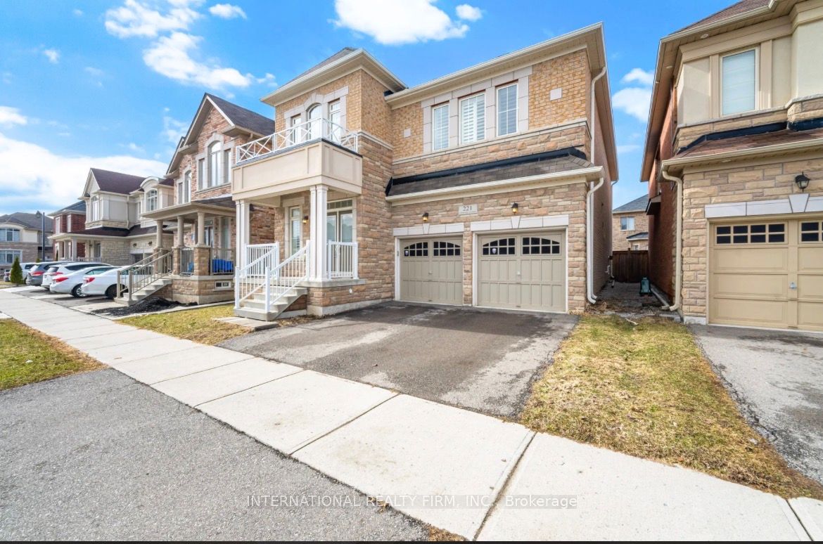 221 Etheridge Avenue N