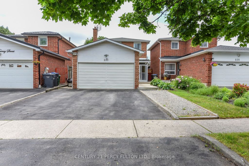 Photo of 233 Murray Street, Brampton, ON L6X 3M1 (MLS # W13432848)
