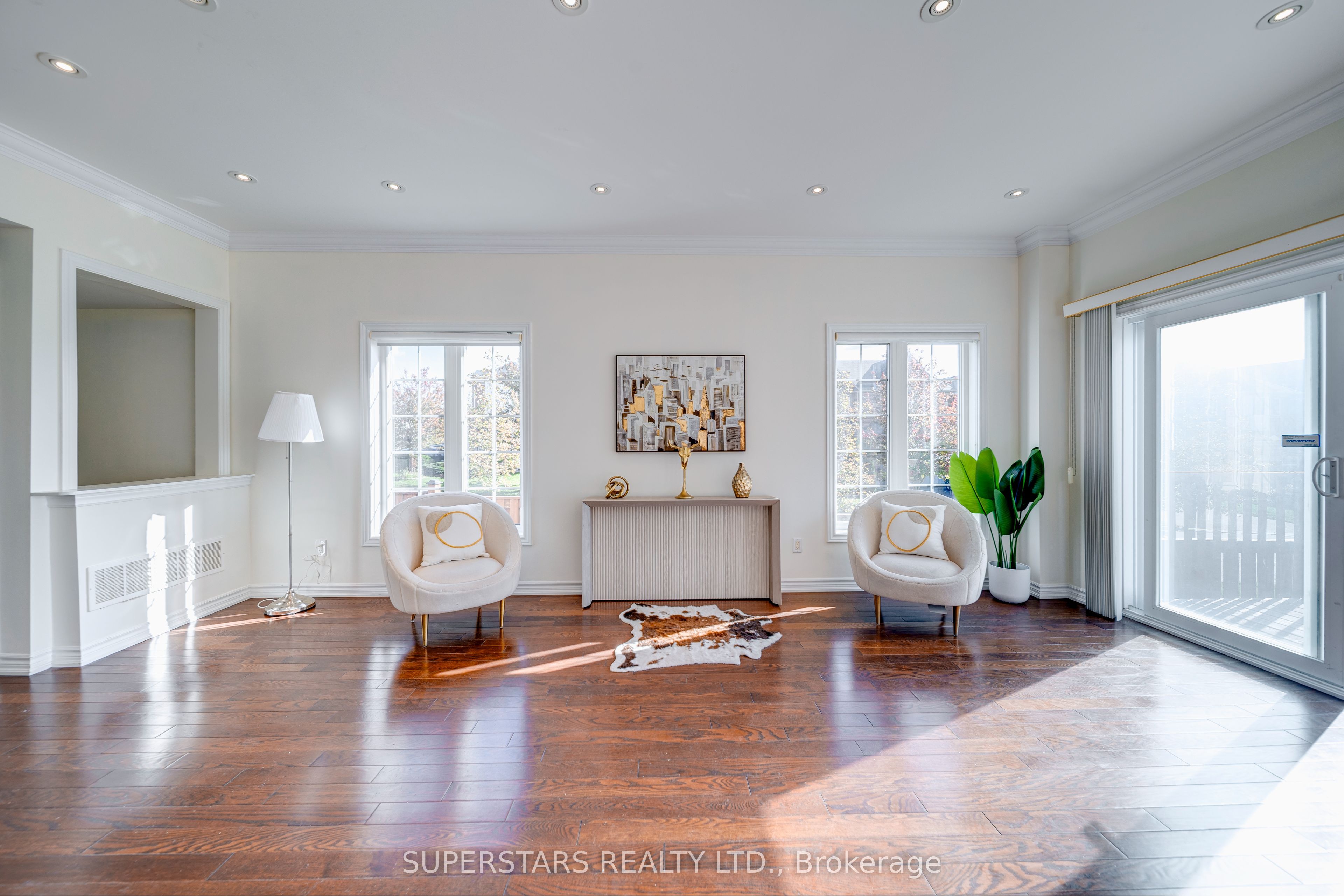 25 Alvarado Avenue