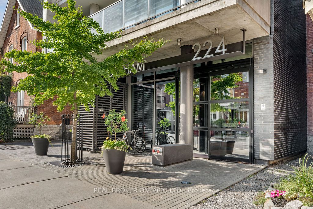 Photo of 224 Lyon Street N #712, Ottawa Centre, ON K1R 0C1 (MLS # X13141280)
