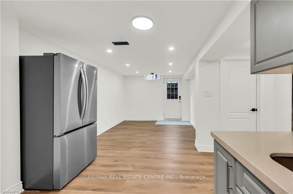 3608 Cherrington Crescent Lower Level