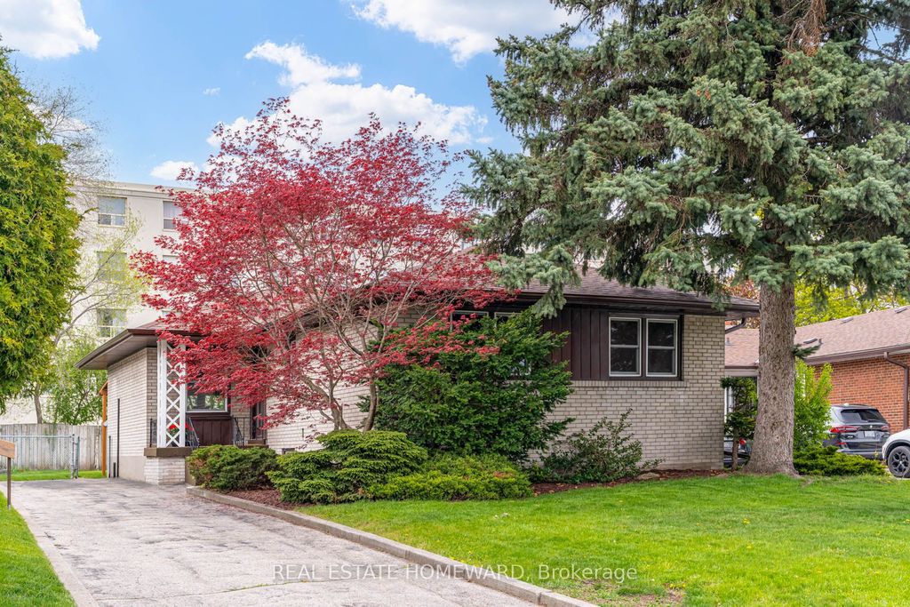 Photo of 36 Hesketh Court, Toronto, ON M4A 1M6 (MLS # C13141842)