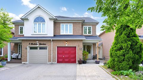 7 Rockview Gardens Vaughan ON L4K 4W4