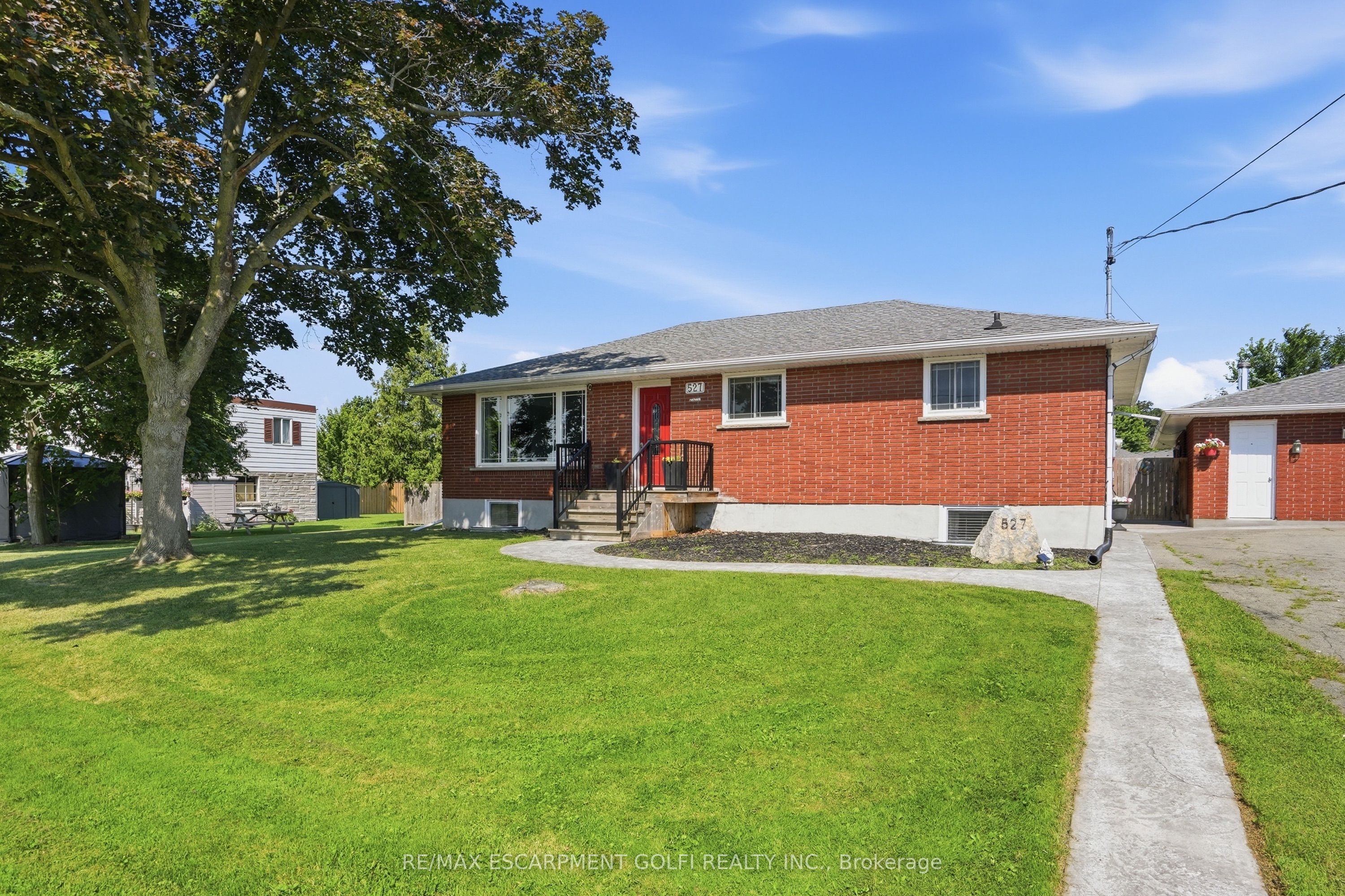 527 Walden Boulevard