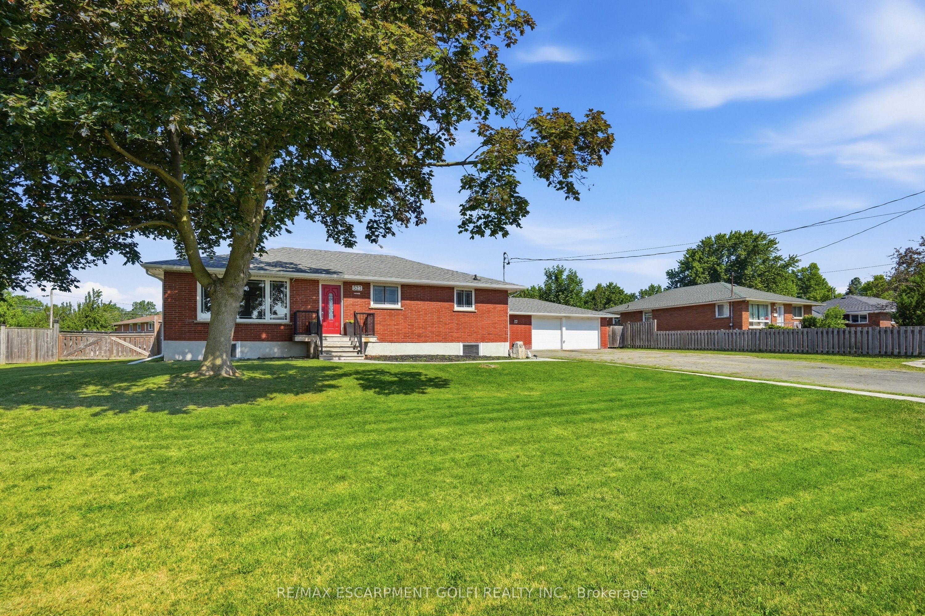 527 Walden Boulevard