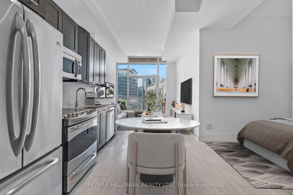 Photo of 169 Fort York Boulevard #913, Toronto, ON M5V 0C8 (MLS # C13782482)