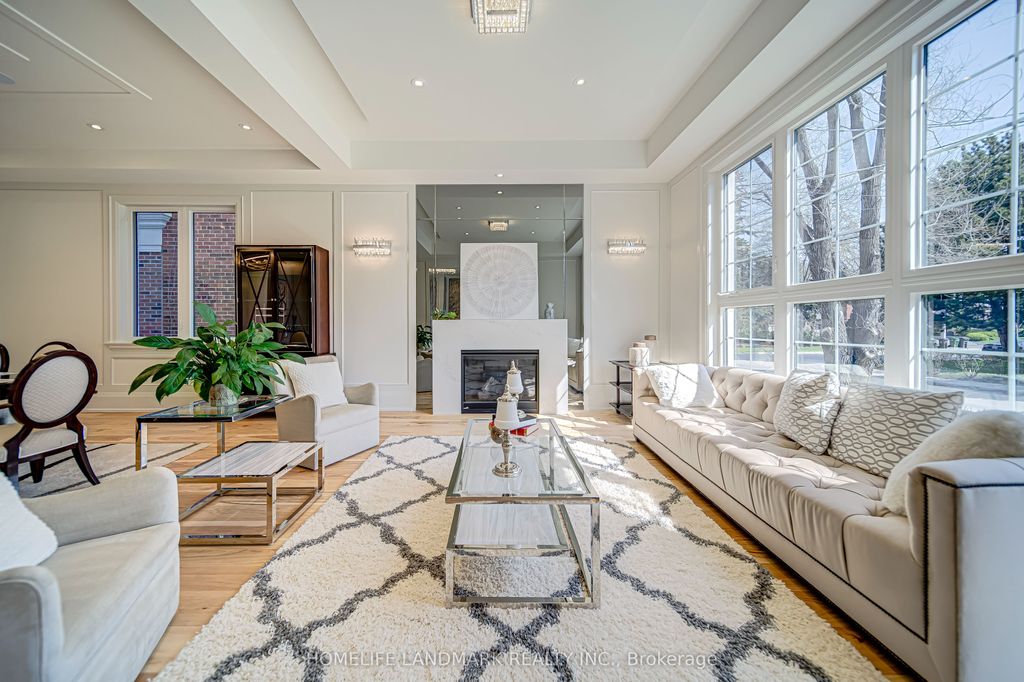 Photo of 154 Glen Cedar Road, Toronto, ON M6C 3G5 (MLS # C12415693)