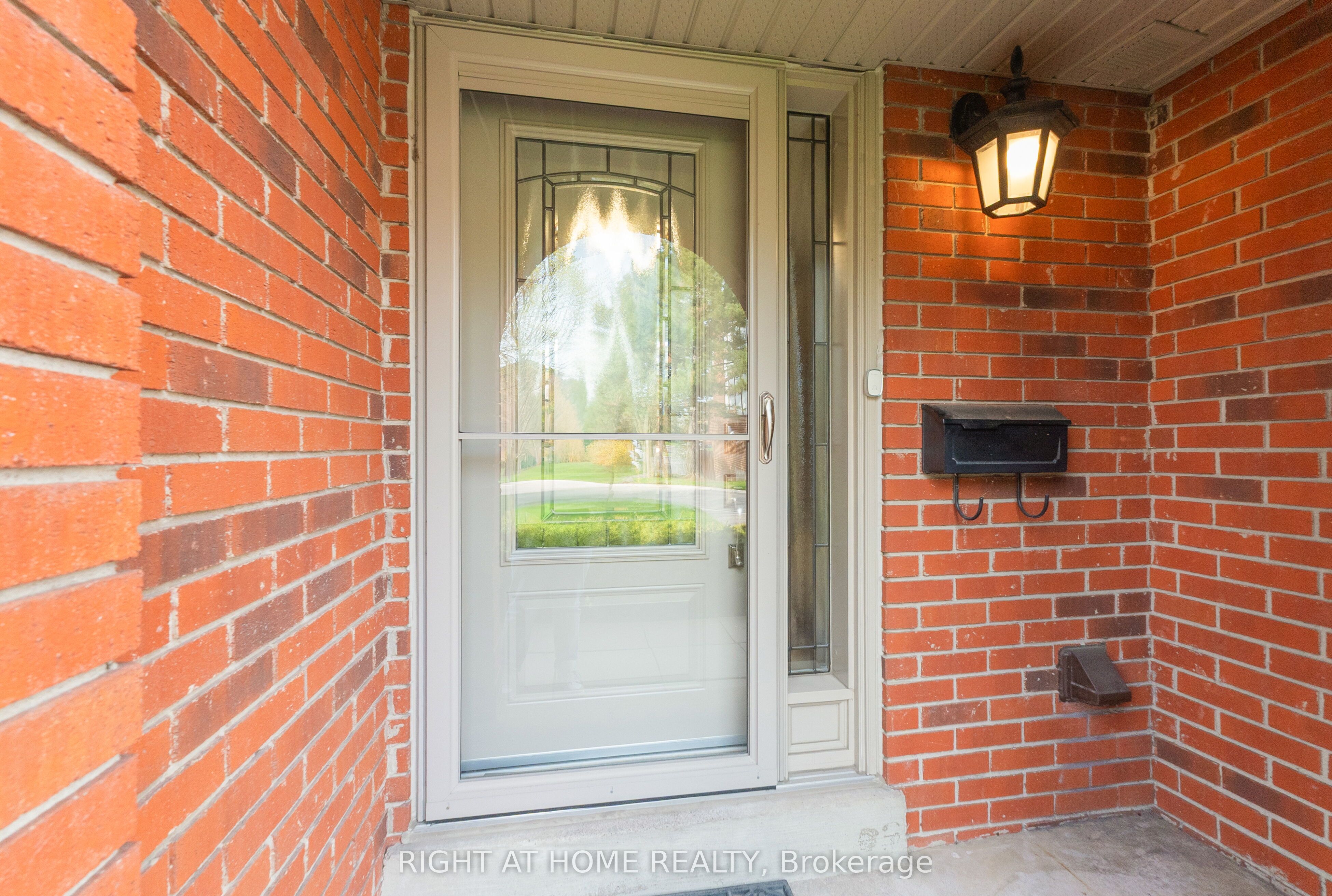 4165 Fieldgate Drive 9