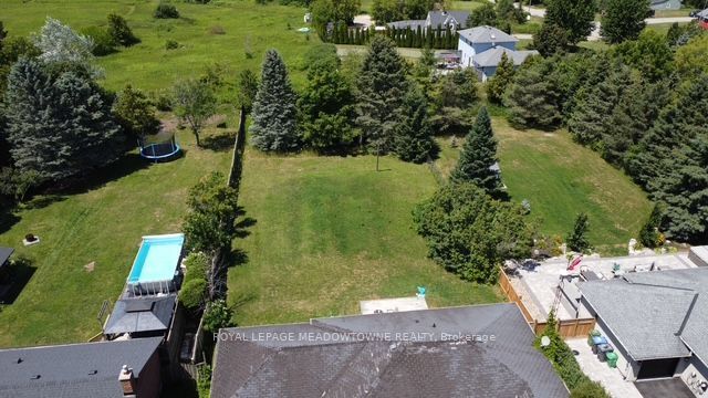 26 Davis Drive