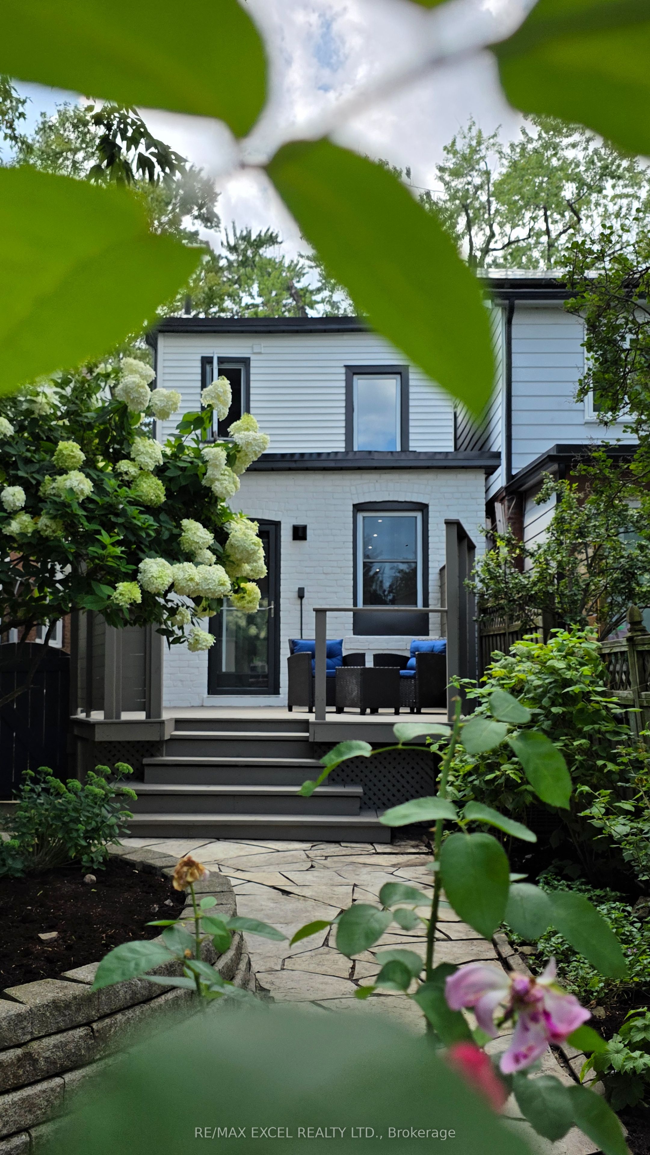 171 Langford Avenue