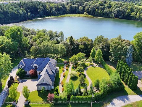 12 Macleod Estate Court Richmond Hill ON L4E 0B1