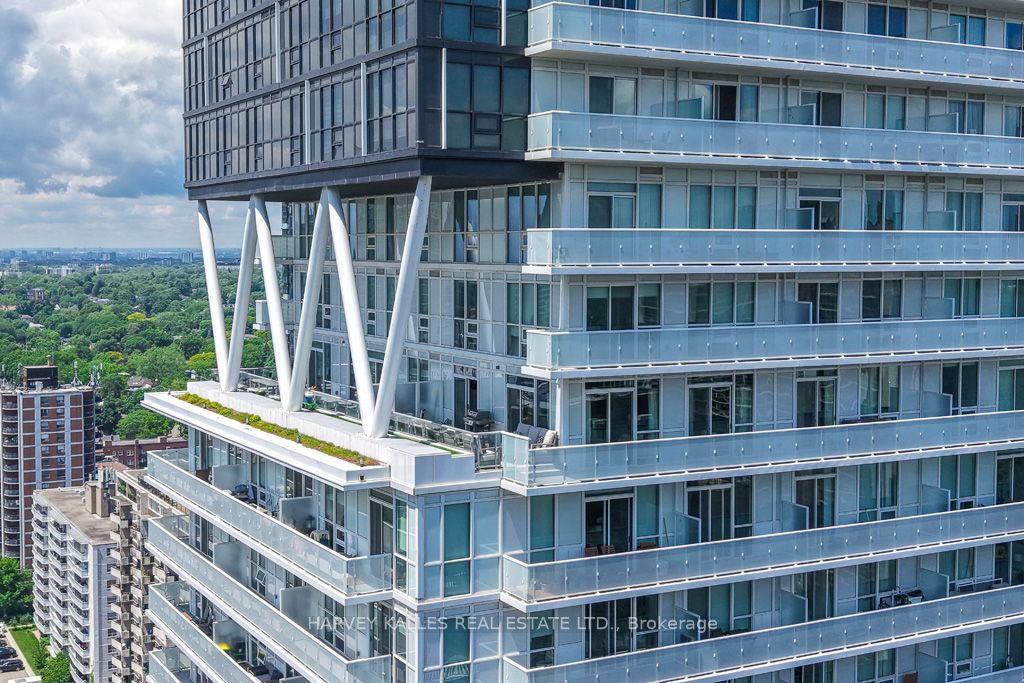 Photo of 101 Erskine Avenue #2407, Toronto, ON M4P 0C5 (MLS # C13753394)