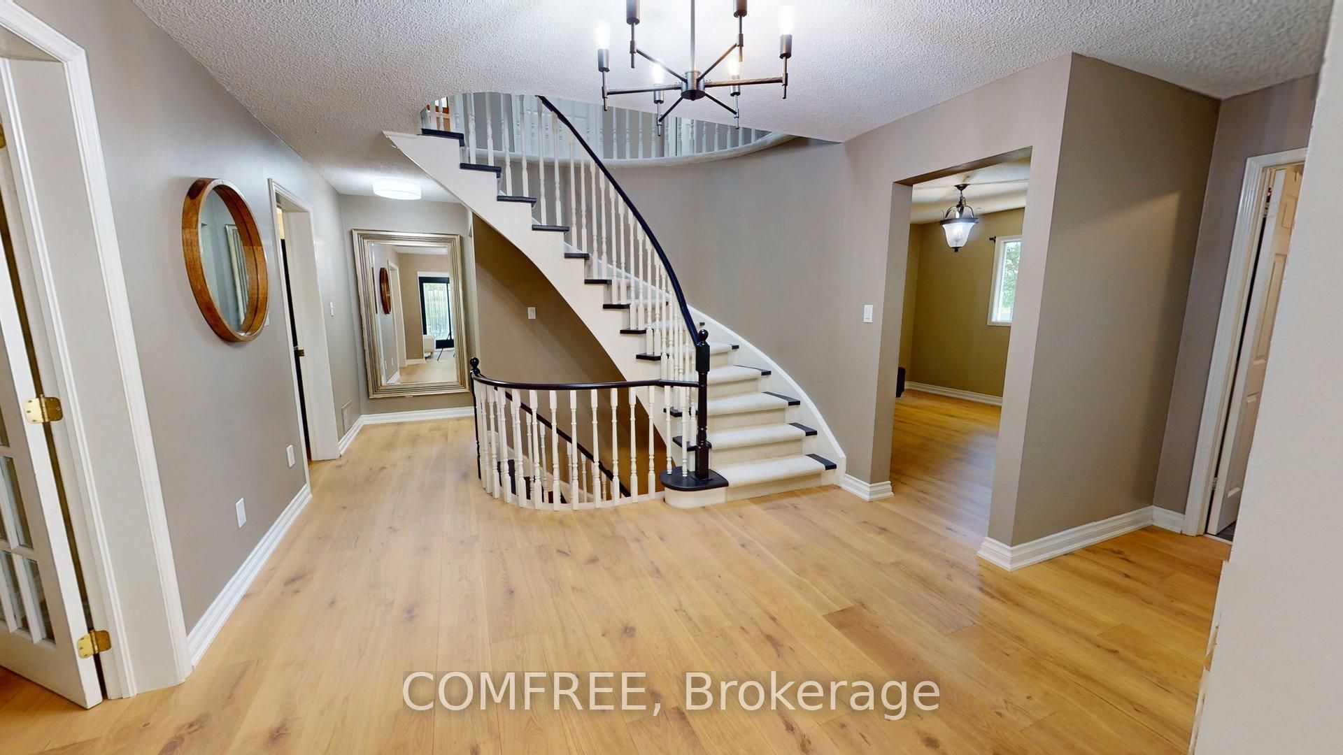 2043 Burbank Drive