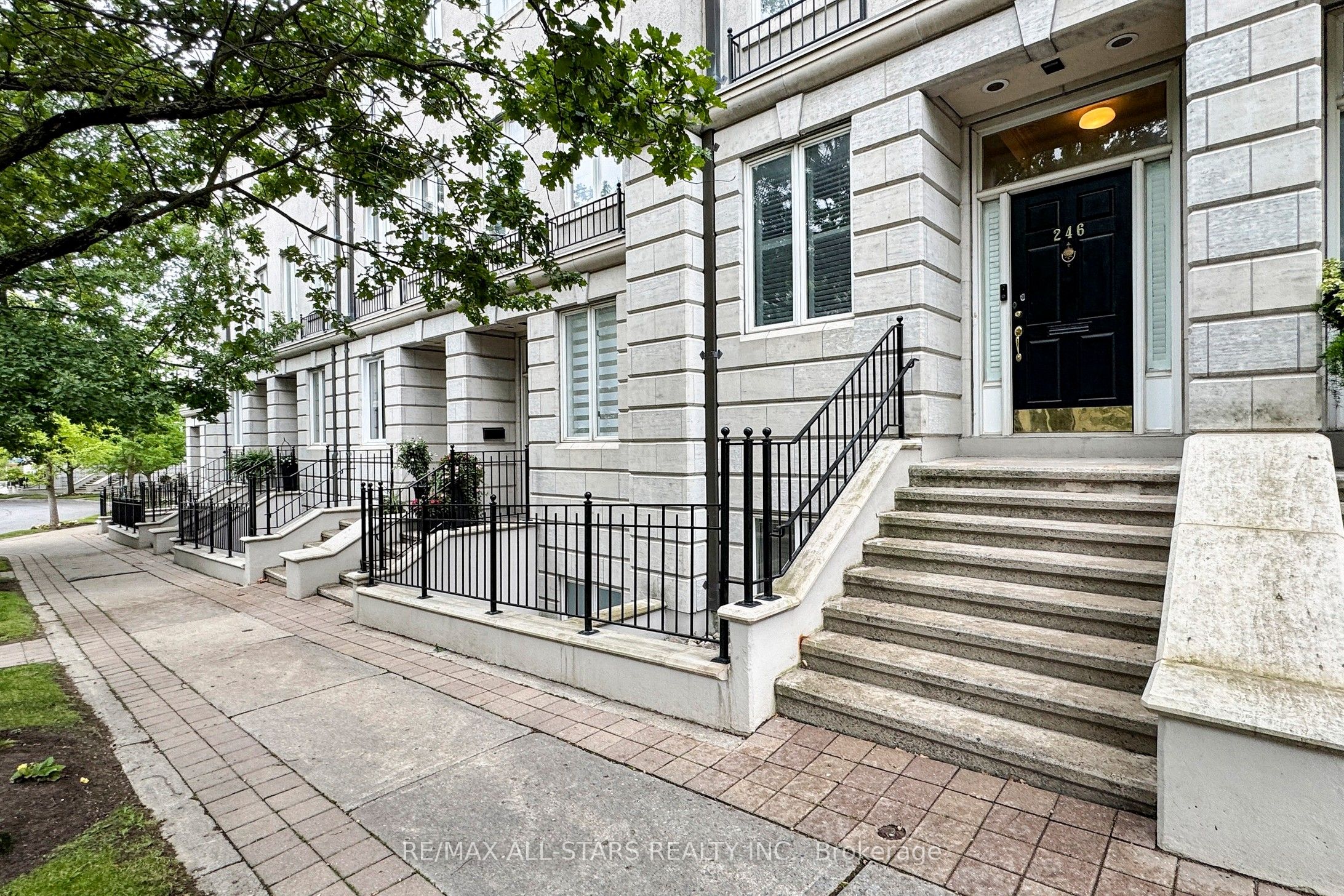 246 Walmer Road