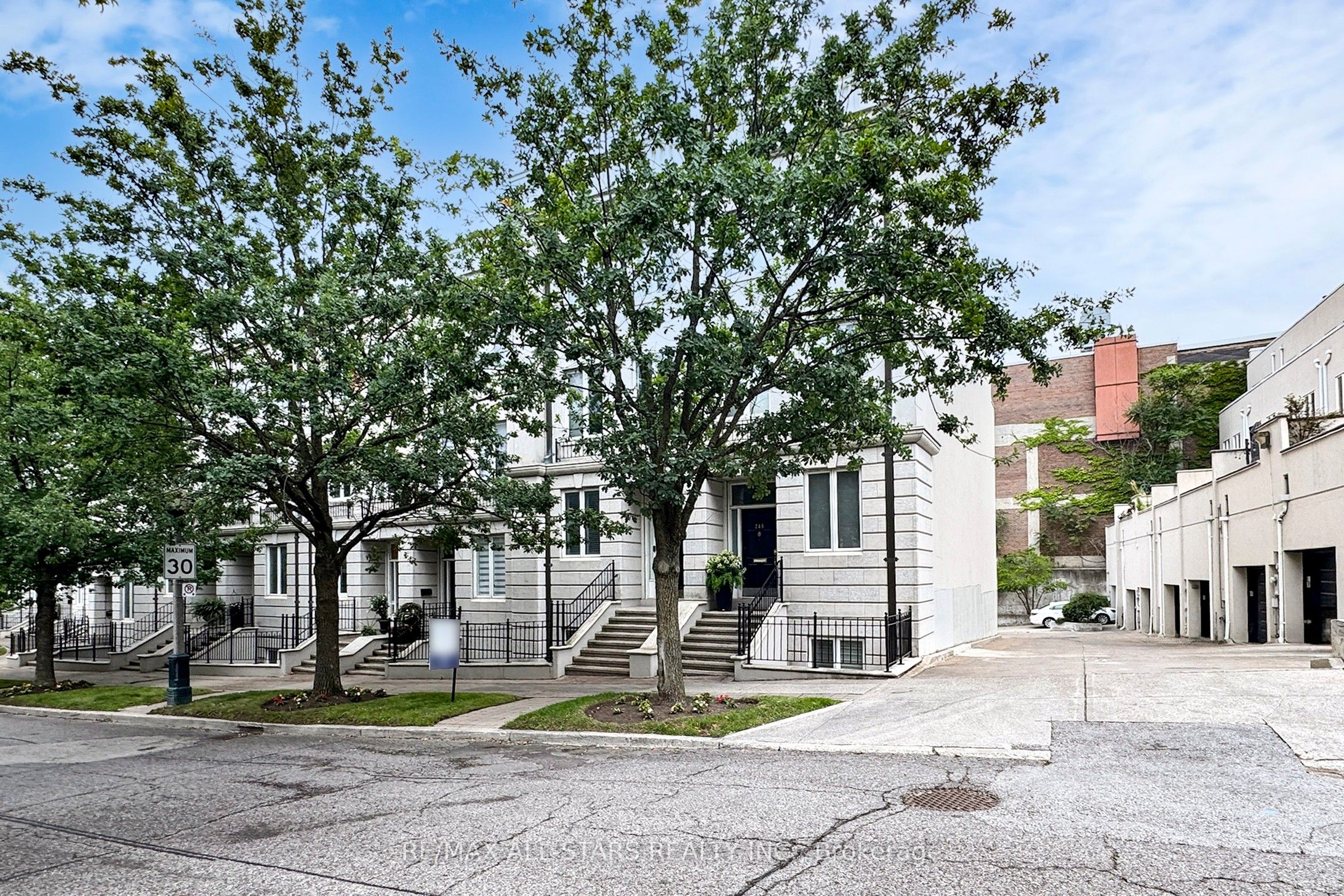 246 Walmer Road