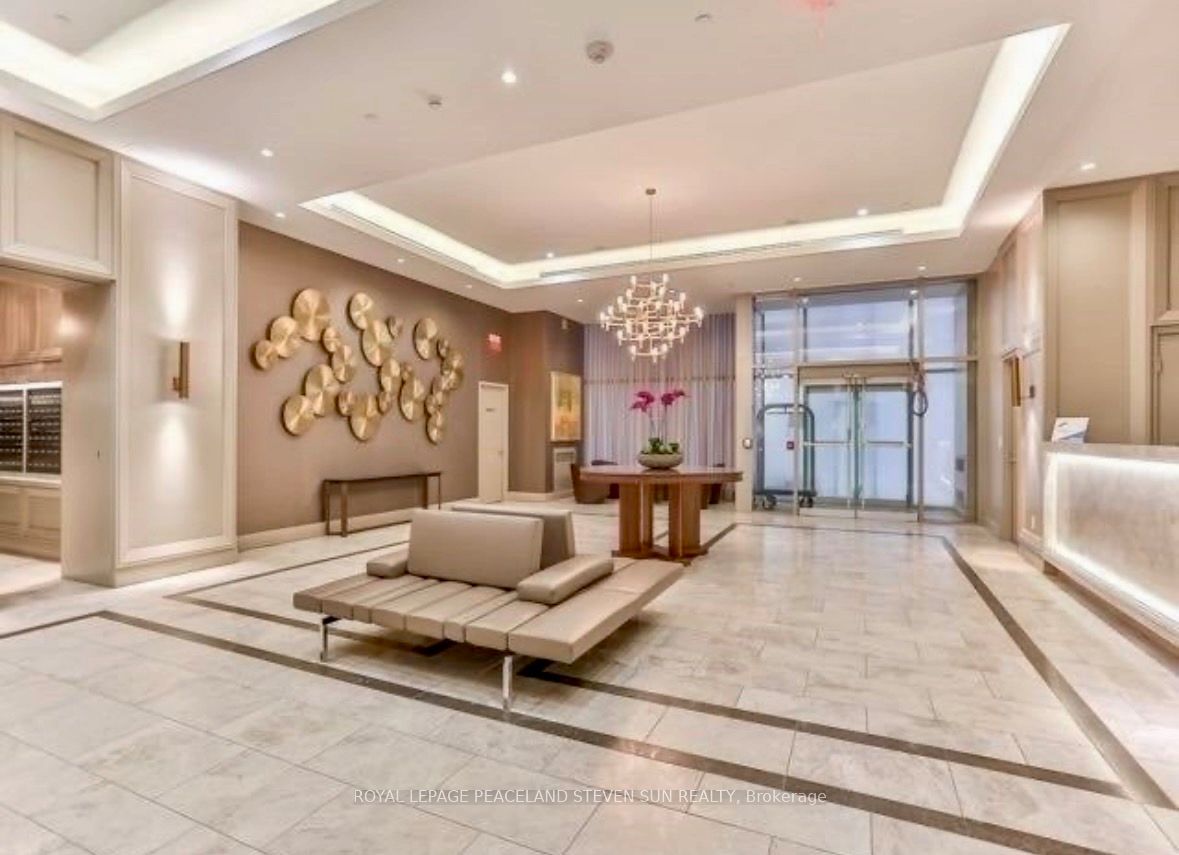 155 Yorkville Avenue 1006