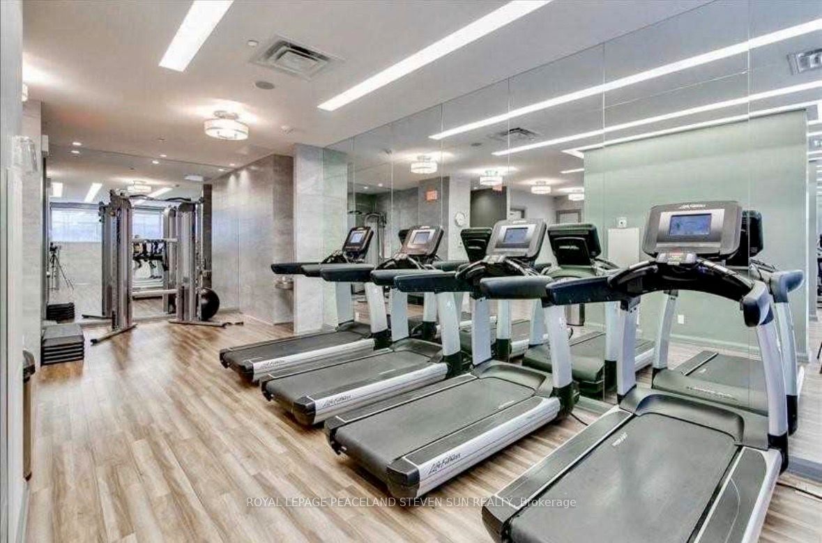 155 Yorkville Avenue 1006