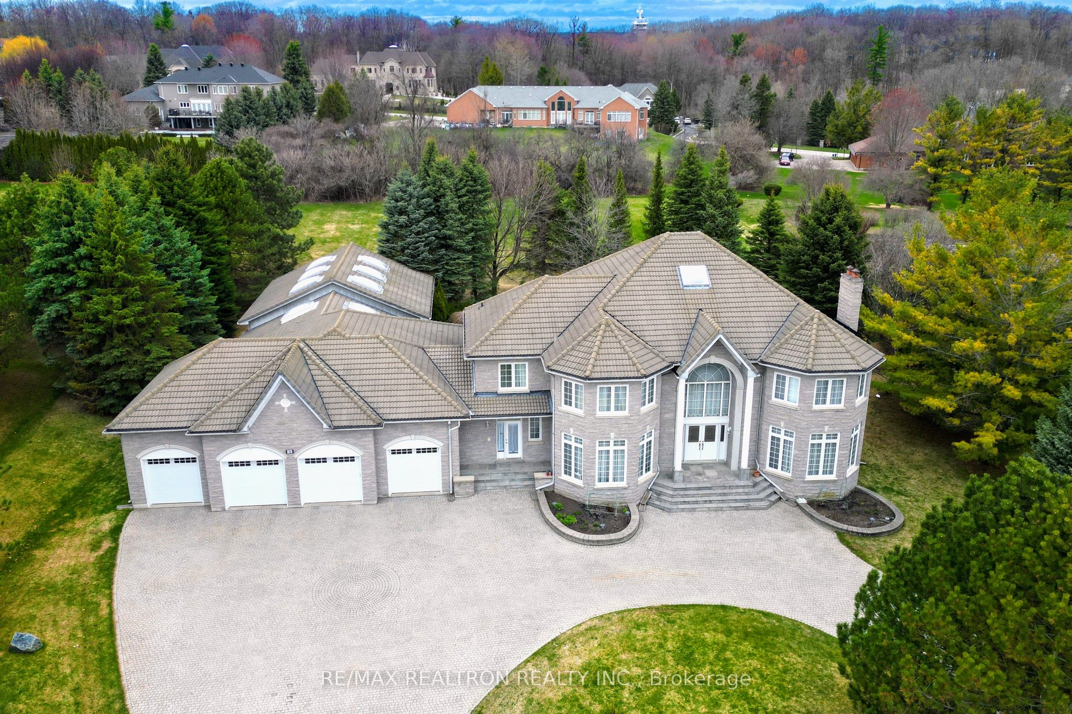23 Kensington Drive