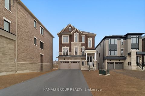 51 Ahchie Court Vaughan ON L6A 5E5