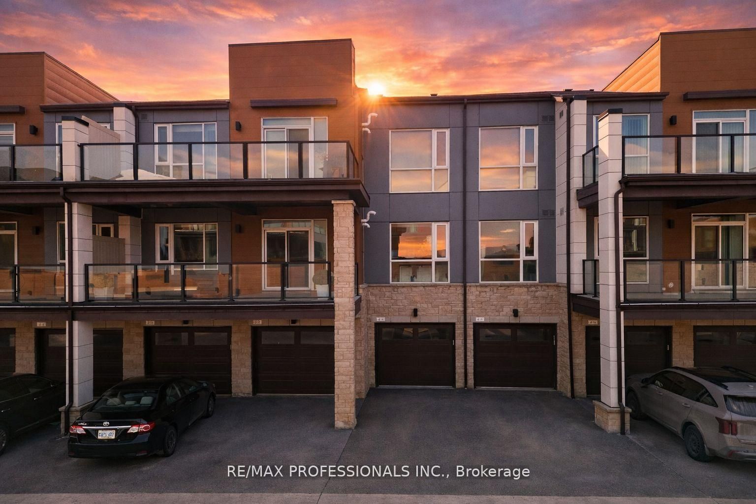 2393 Bronte Road 208