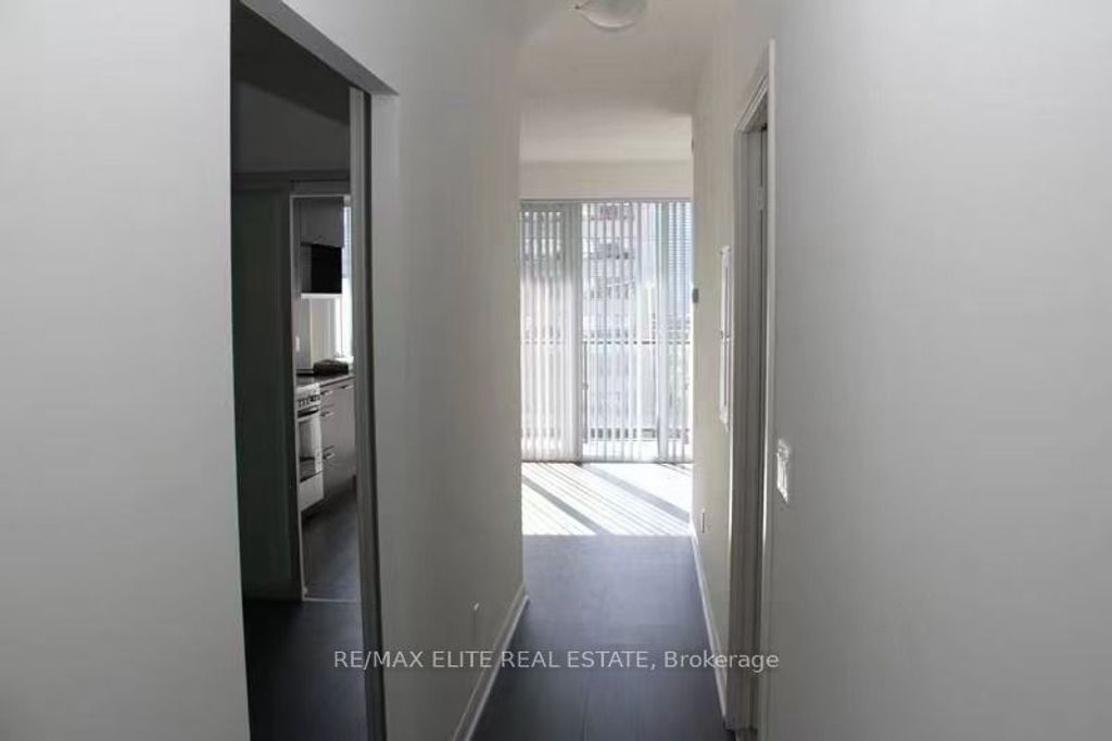 Photo of 435 Richmond Street W #805, Toronto, ON M5V 1Y1 (MLS # C12592954)