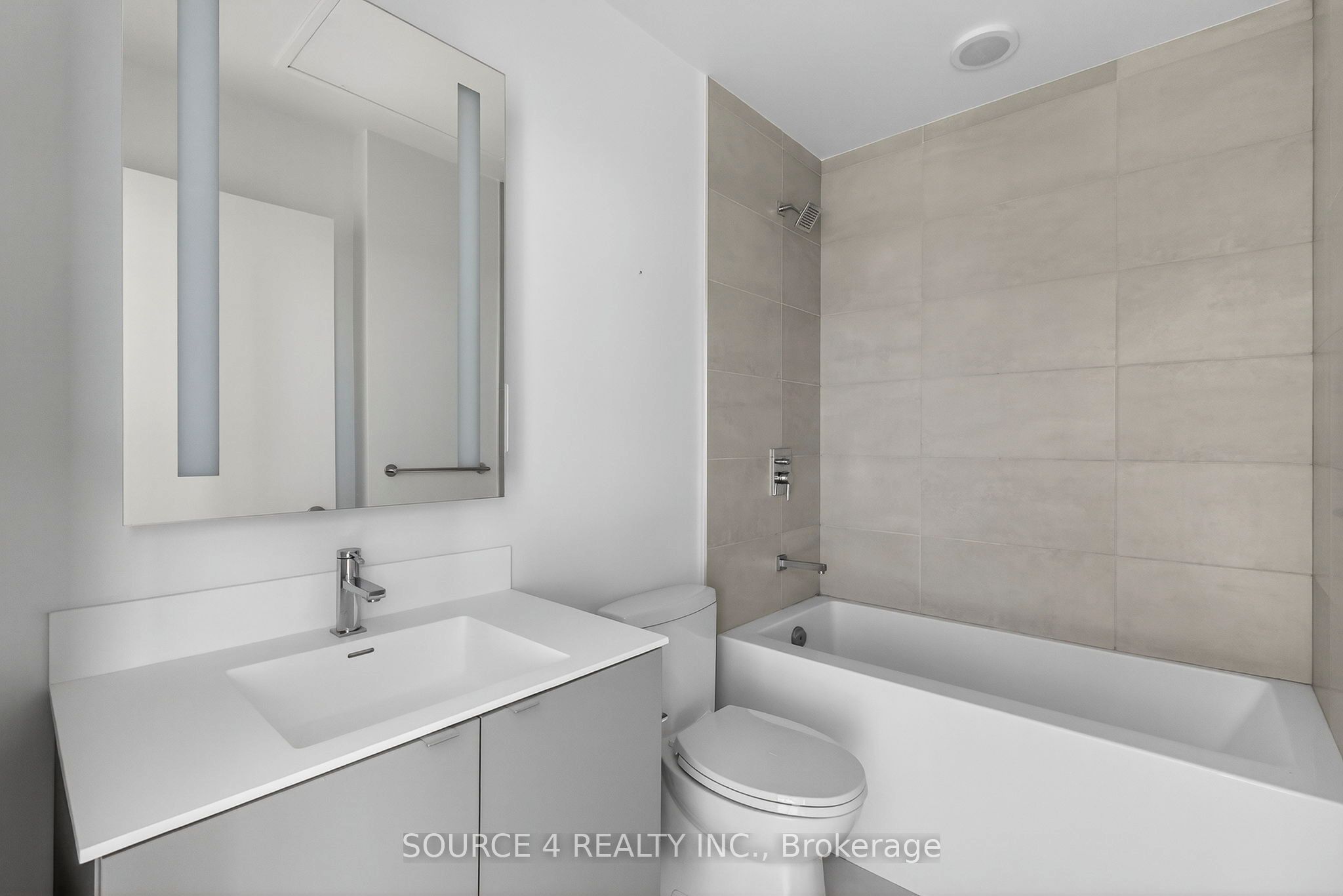 500 Dupont Street 717