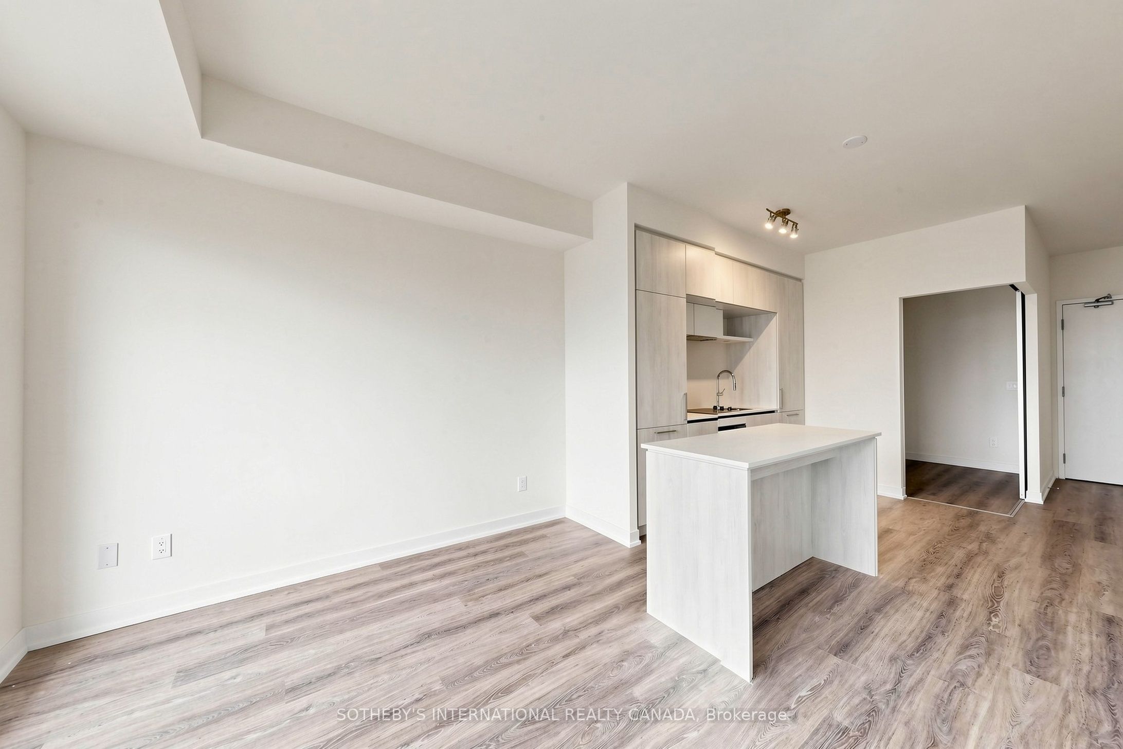 2 David Eyer Road 1132