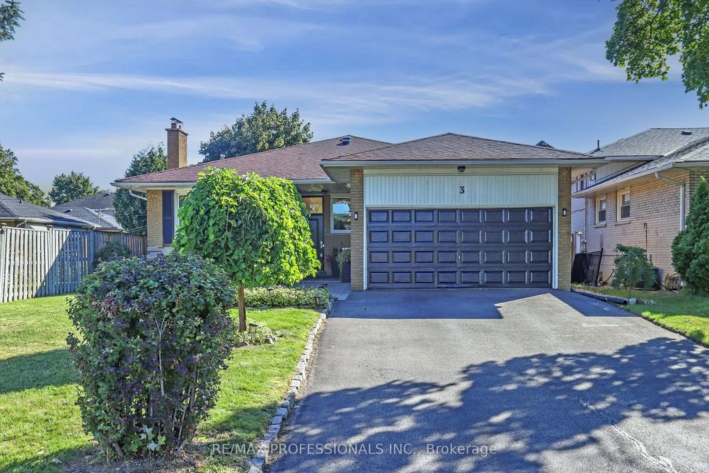 Photo of 3 Hartsdale Drive, Toronto, ON M9R 2S1 (MLS # W12982118)