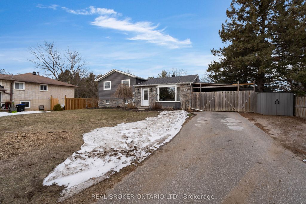 Photo of 213 Centre Street, Essa, ON L0M 1B0 (MLS # N12931446)