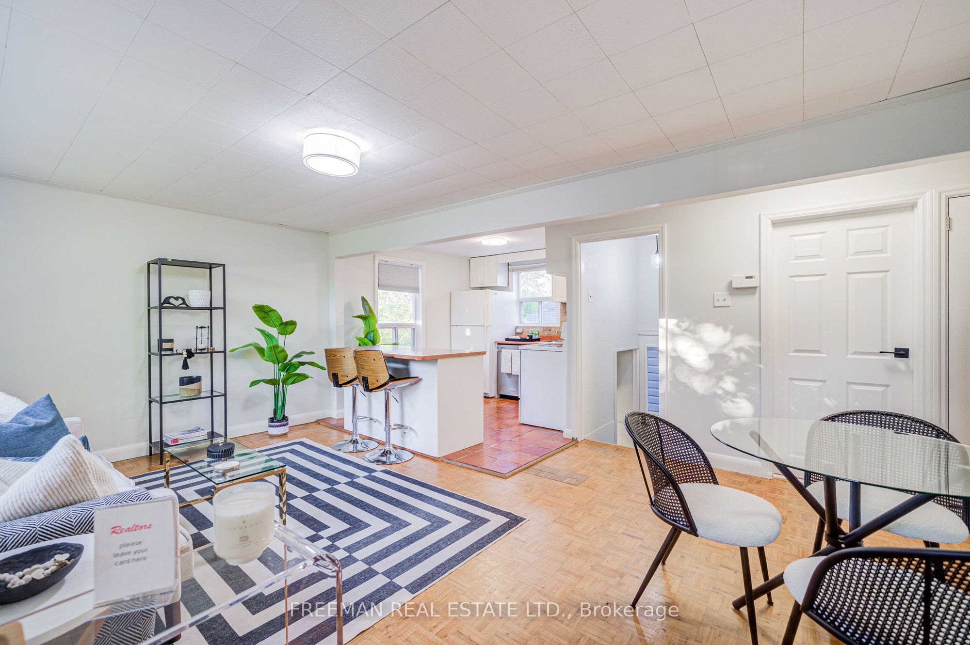 6 Lloyd George Avenue