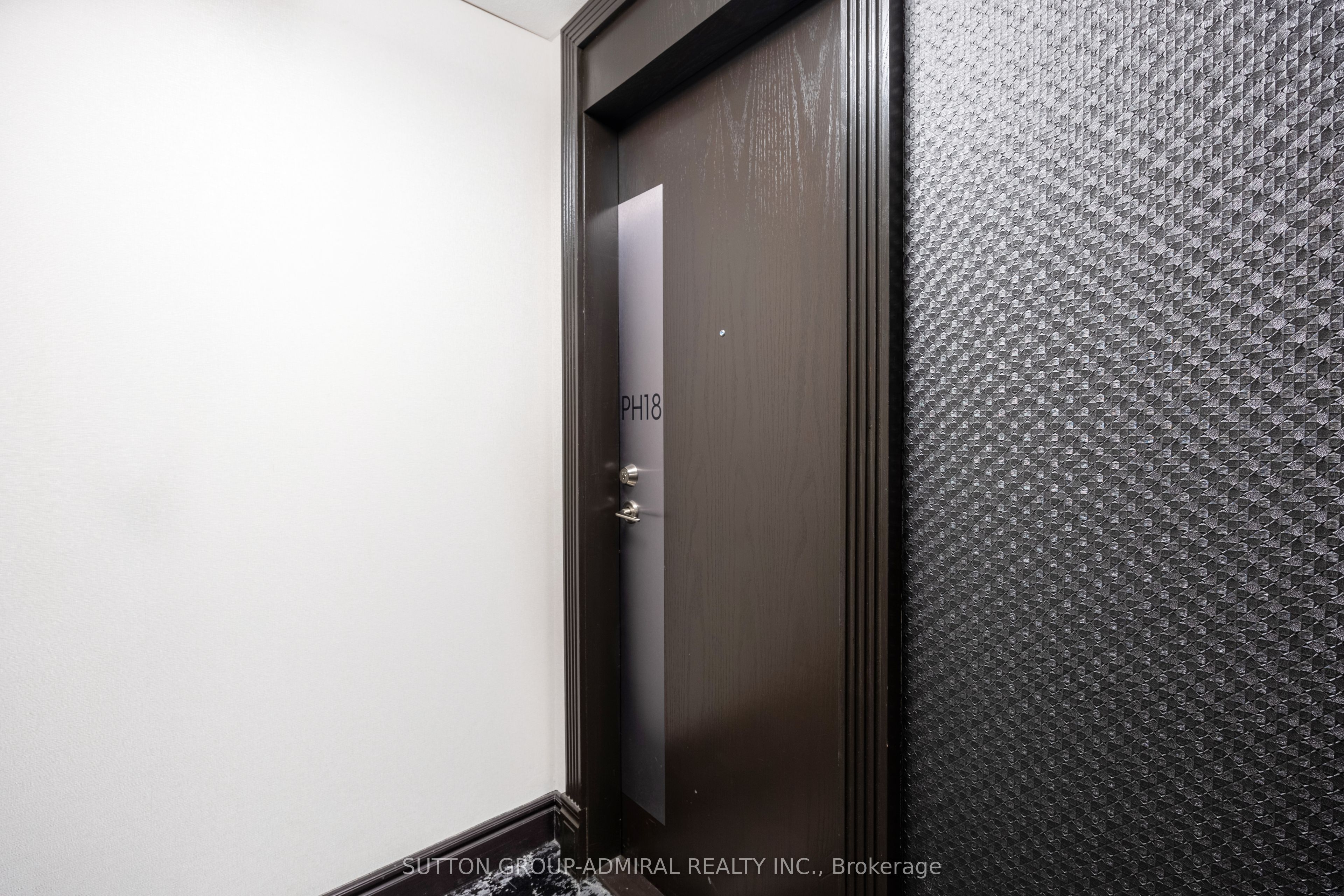 3 Ellesmere Street PH18