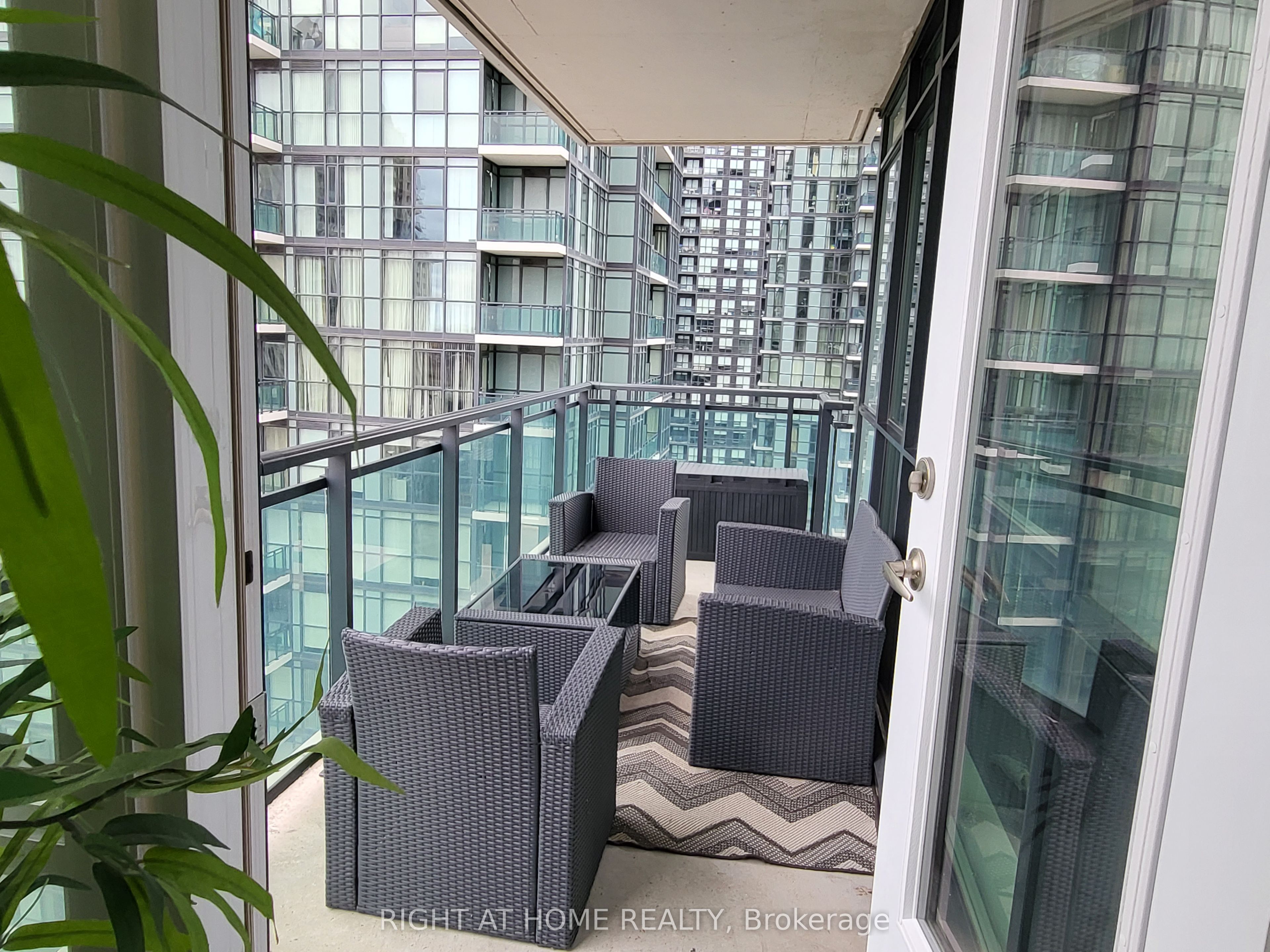 4099 Brickstone Mews E 2701