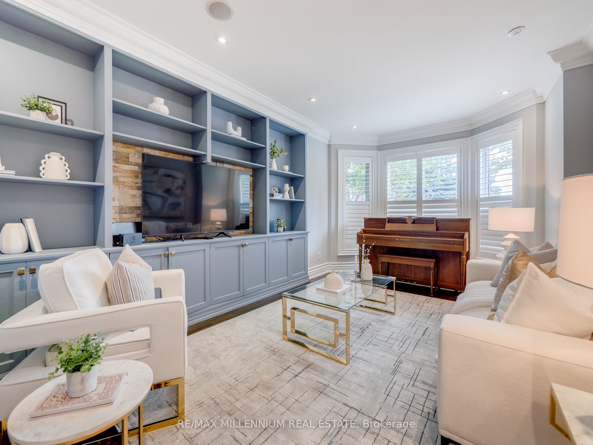 1050 Masters Green Drive