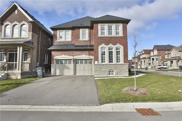 8 Arrowstone Court