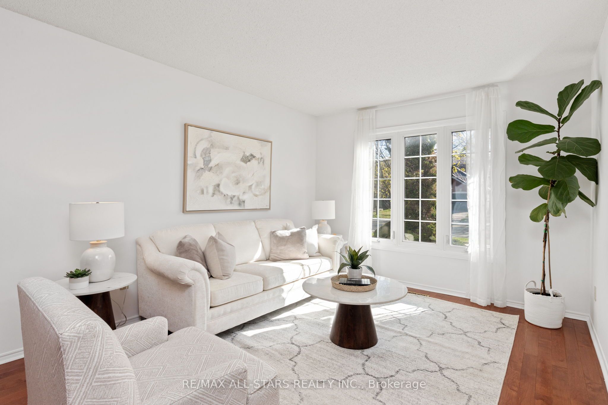 83 John Stiver Crescent