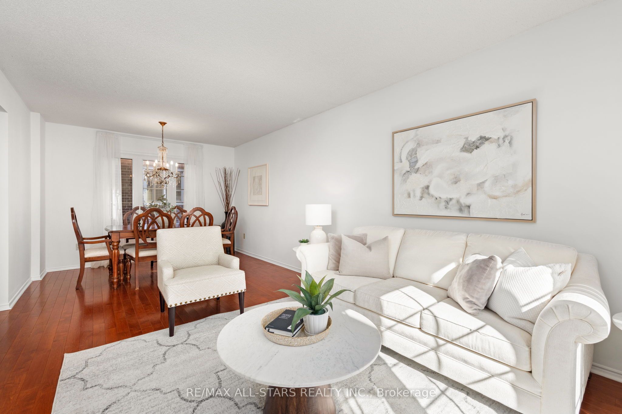 83 John Stiver Crescent