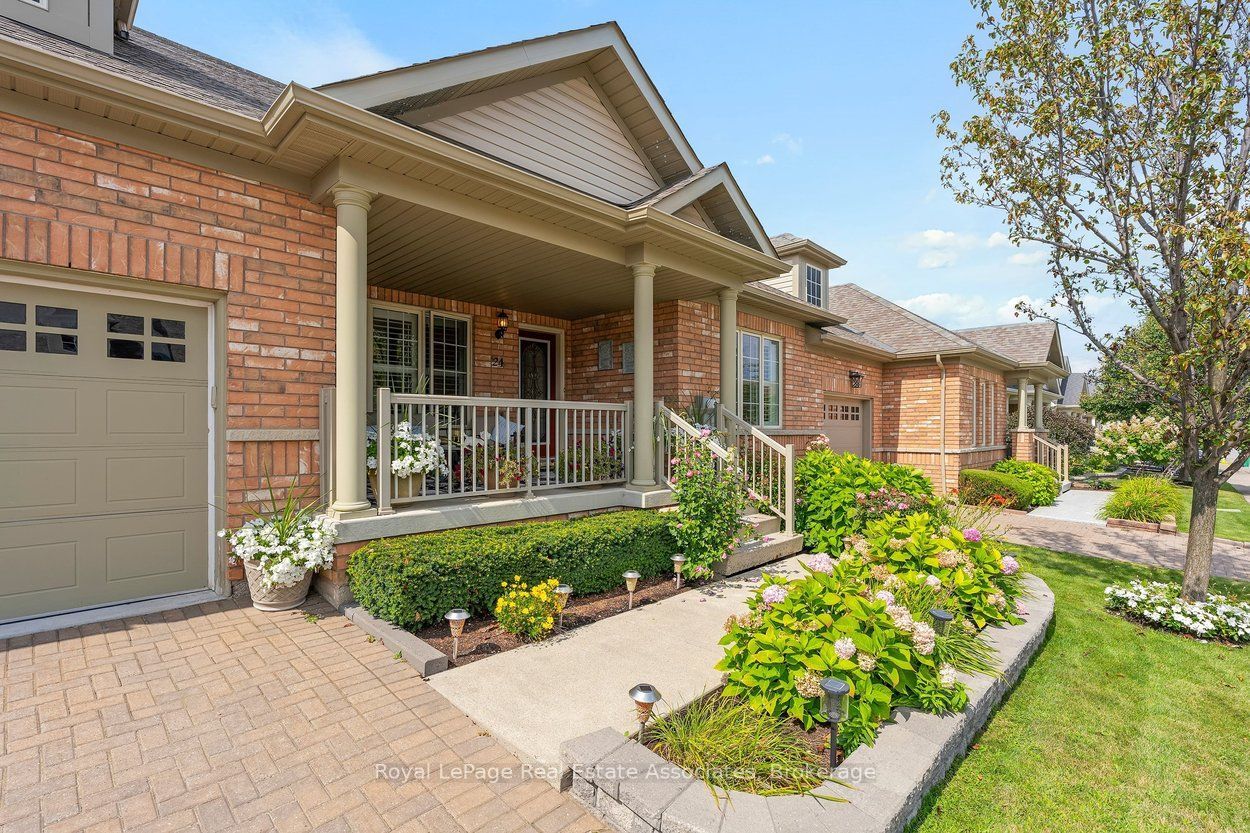 24 Lacorra Way