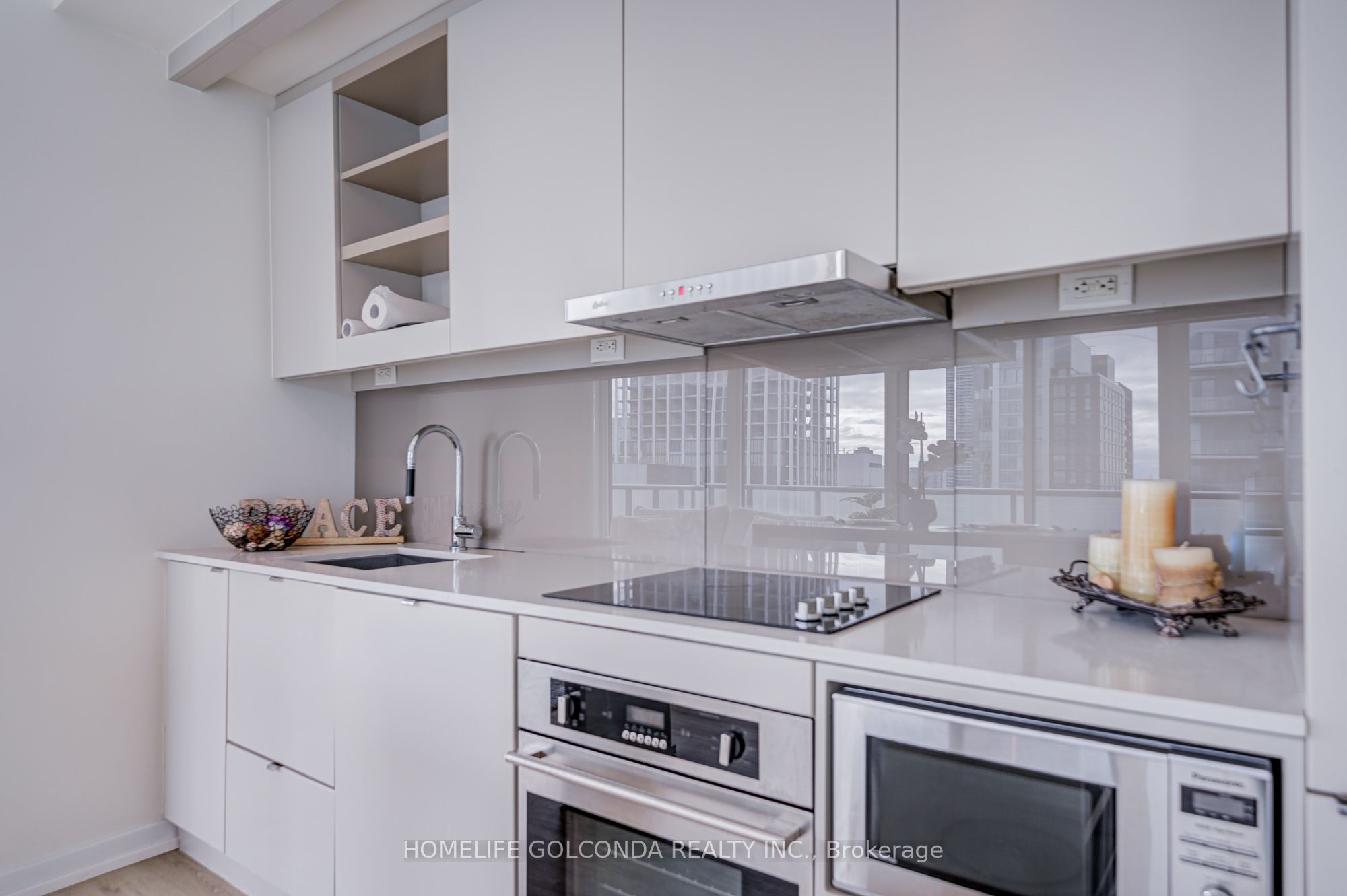 101 Peter Street 3609